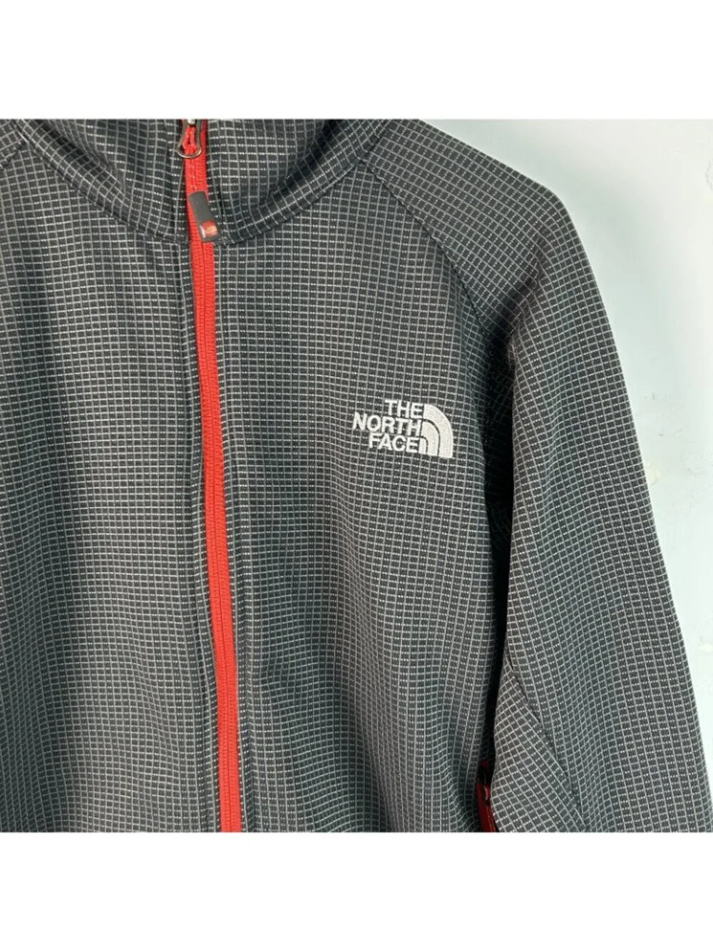 The North Face Black & Grey Check  Fleece Full Zip Softshell Jacket L Summit